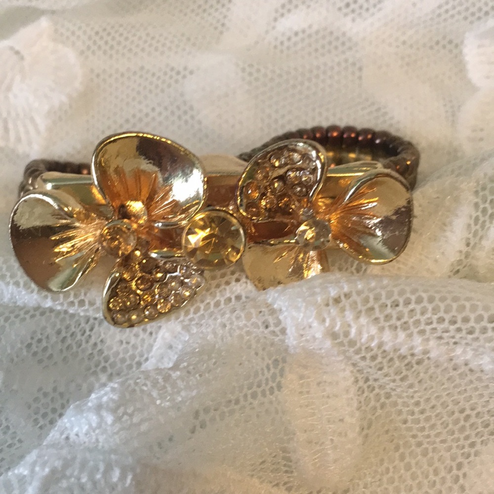 Double finger ring